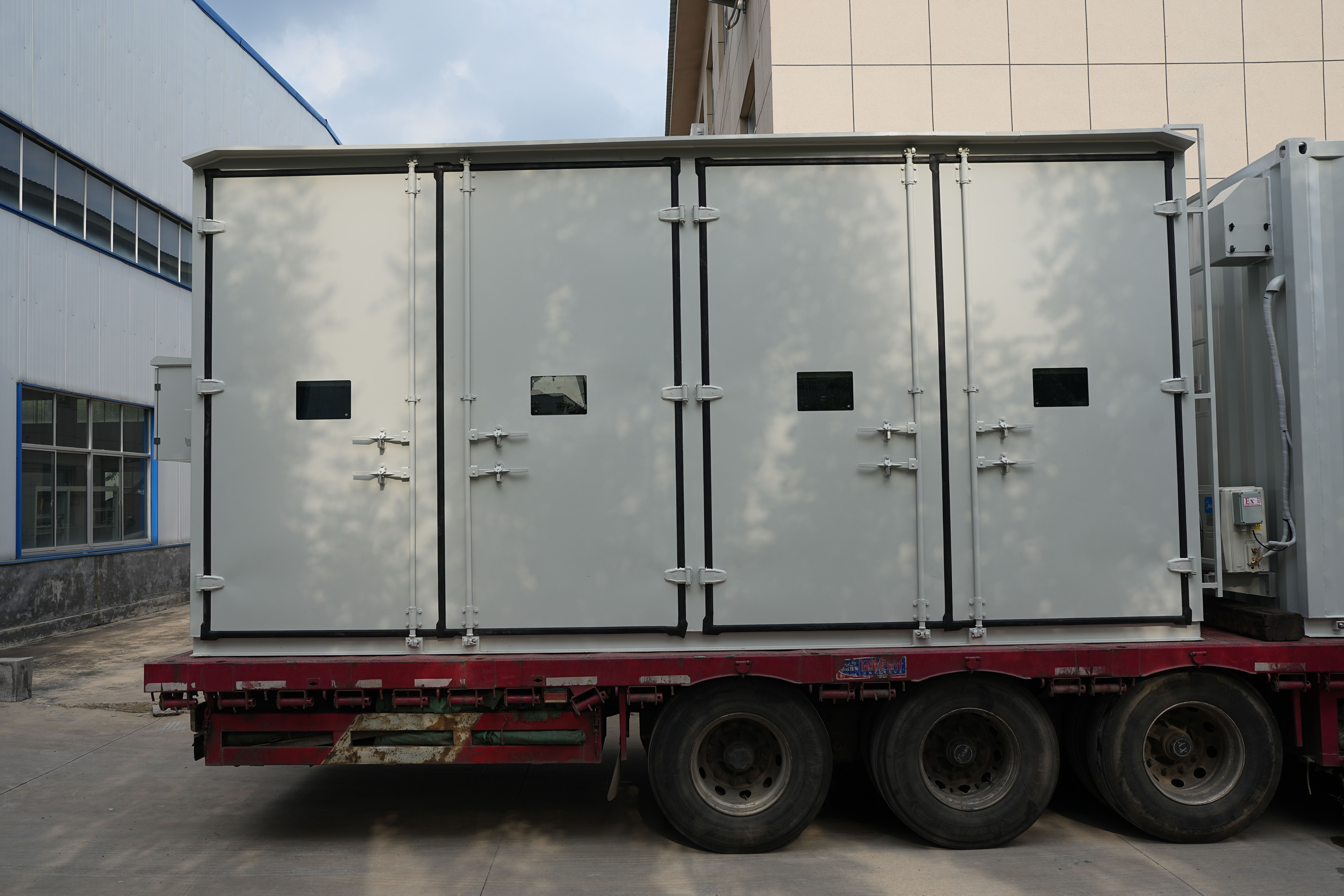 危廢暫存間的泄漏檢測(cè)與防護(hù)策略